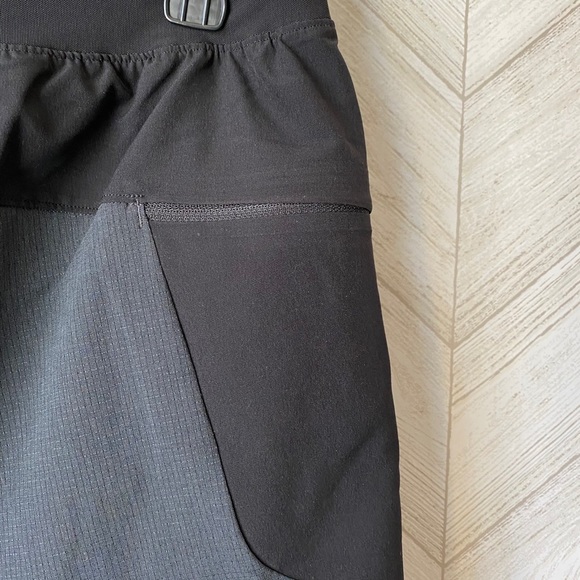 🍋Lululemon Shorts🍋 - Picture 11 of 11